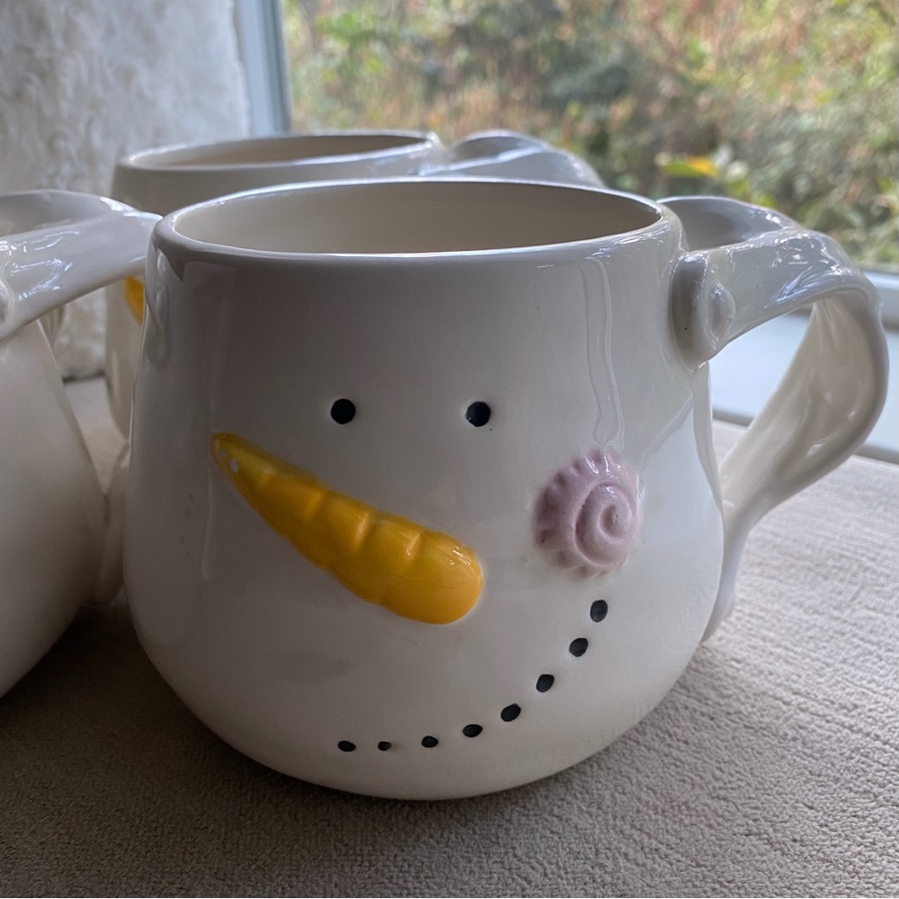 Snowman Mugs Set of 4 Hand Painted 28oz Pier1 New